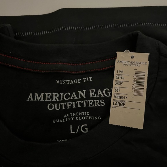 3 for $30. AE t- shirt - Picture 3 of 3